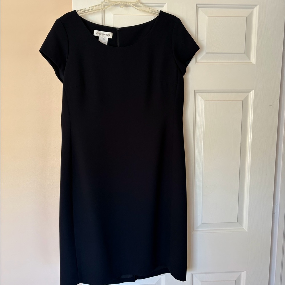 Jones New York Black Sheath Dress